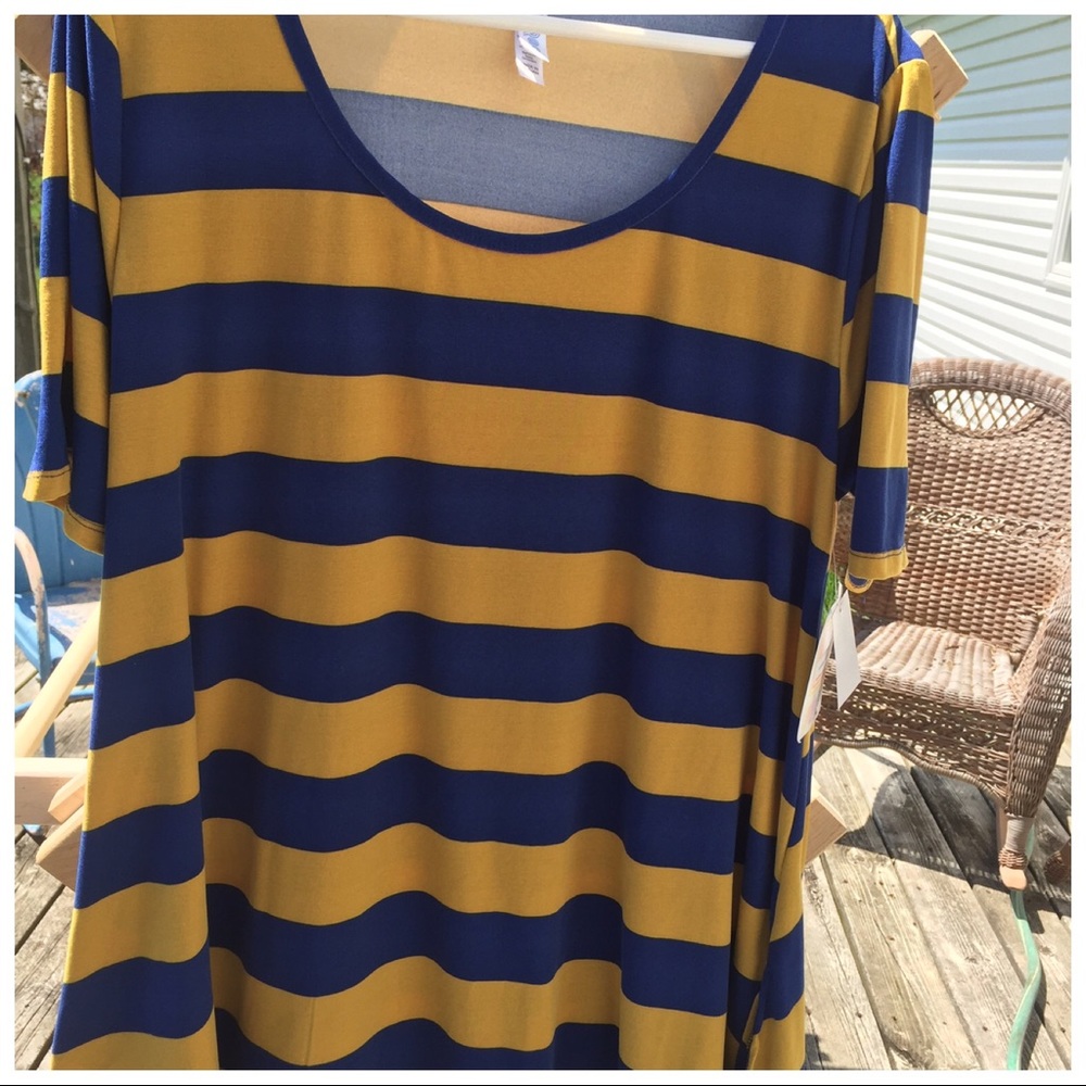 NWT Lularoe XL Perfect Tee navy and mustard/gold